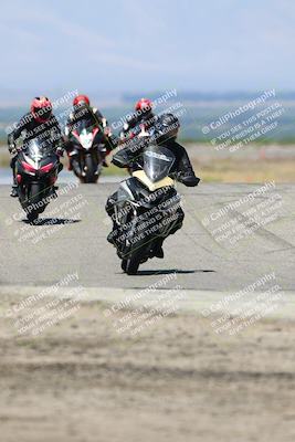 media/May-25-2025-Lets Ride (Sun) [[0ff033e448]]/C Group/1140am (Grapevine)/